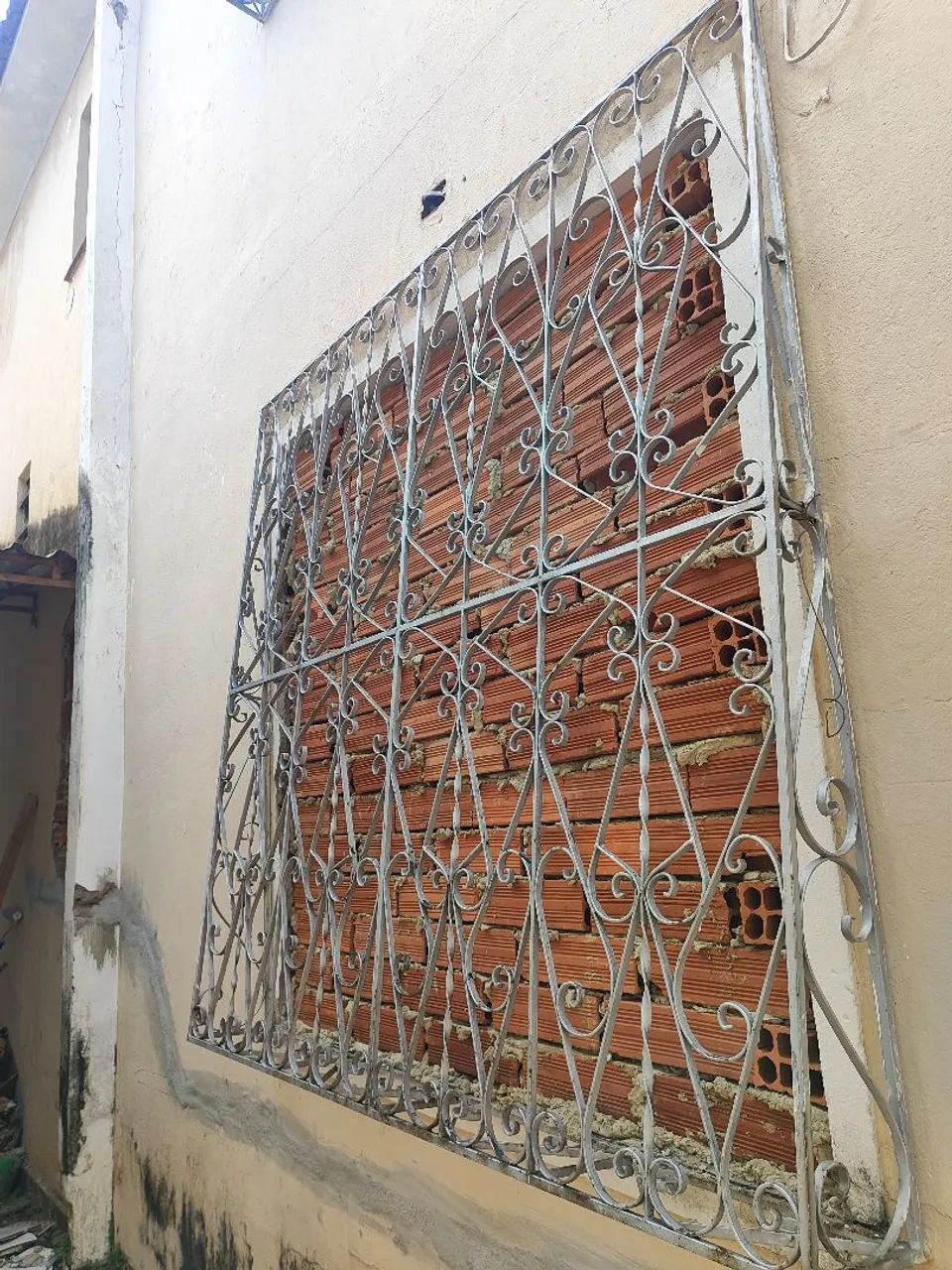 Grade de proteção para janela64706579202051120