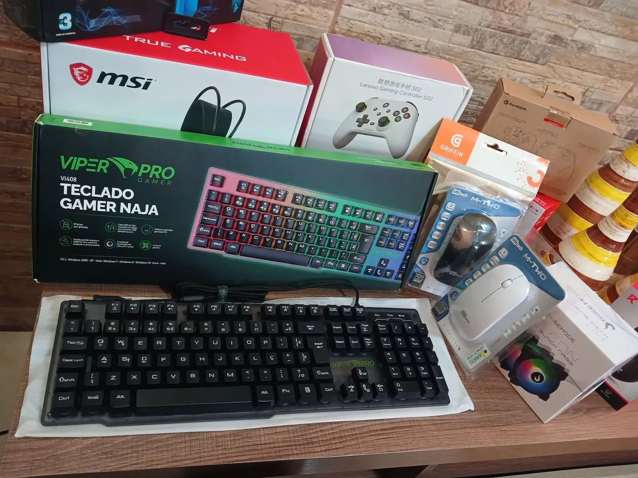 Kit Teclado RGB Gamer e Mouse sem fio 