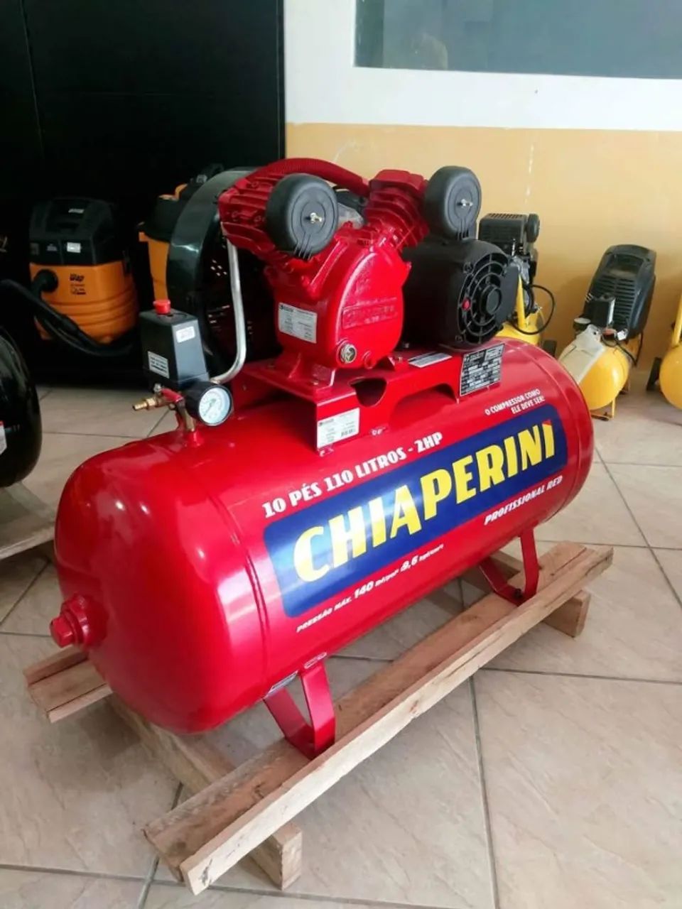 Compressor de ar Chiaperini 110L 140psi Motor 2HP Profissional Red (Loja) - Foto 2