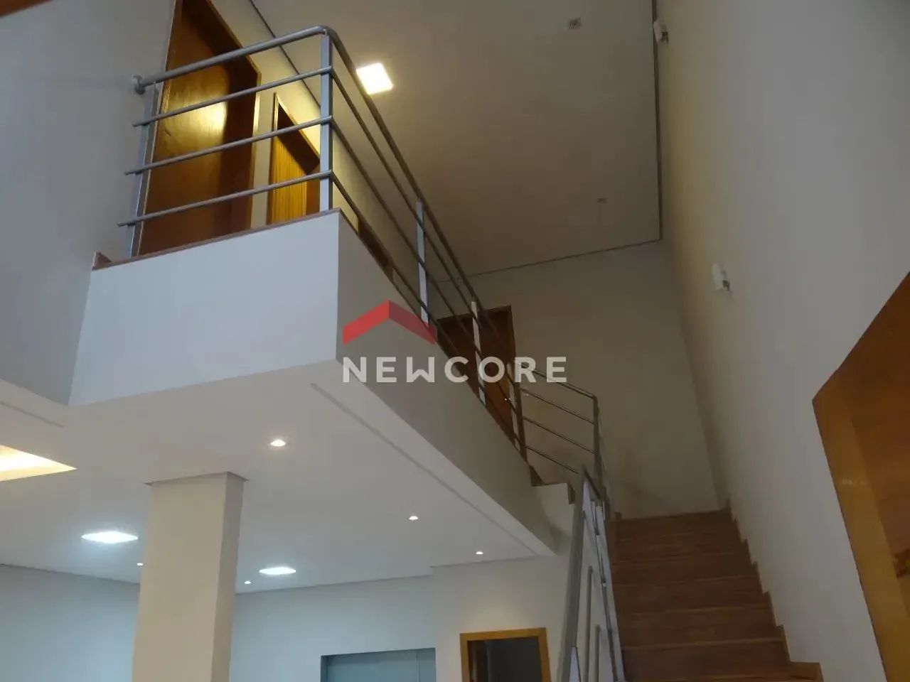 Casa em Avenida Odilon Borges de Carvalho - Shangri-lá - Londrina/PR - Foto 4