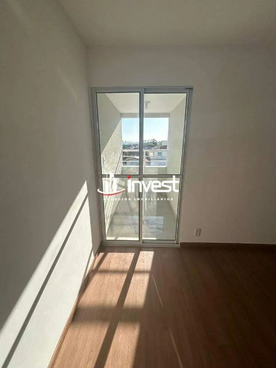Apartamento localizado no bairro Parque do Mirante composto por dois quartos e vaga de gar - Foto 3