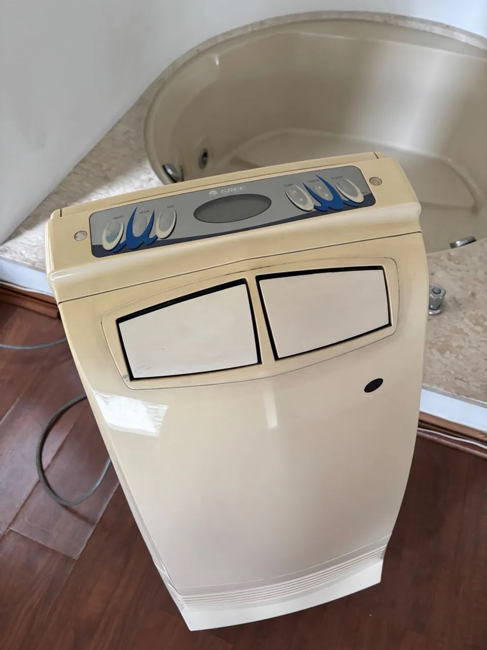 Ar Condicionado Portátil Gree GP12-12L/A-12000BTUs