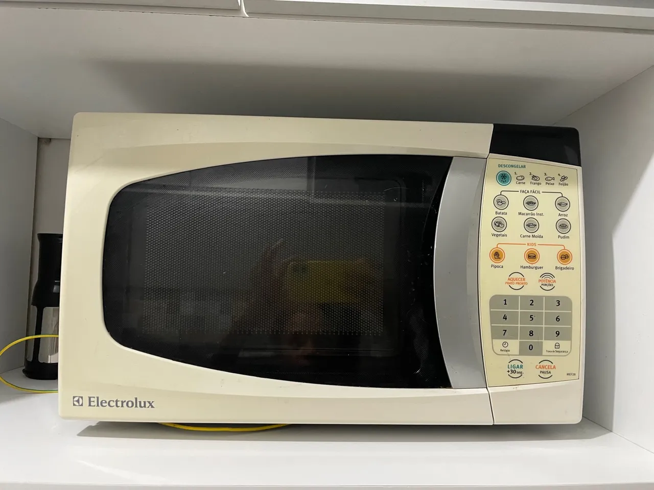Microondas semi-novo