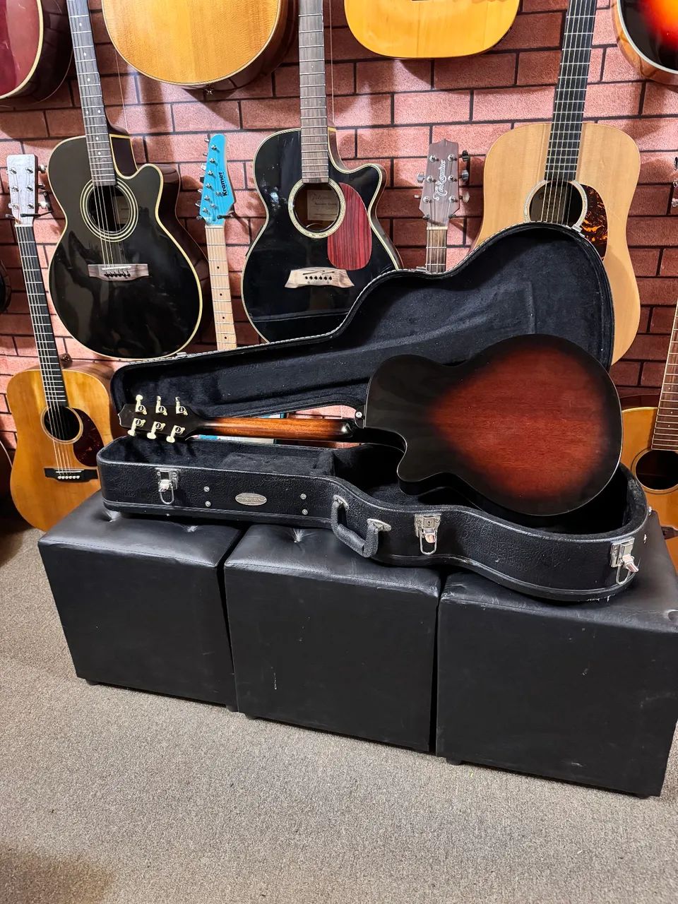 Violão Takamine japonês DSP110 elétrico regulado com case ANALISO