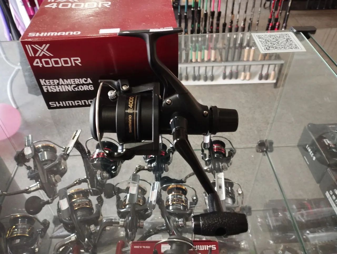 Molinete Shimano IX 4000R