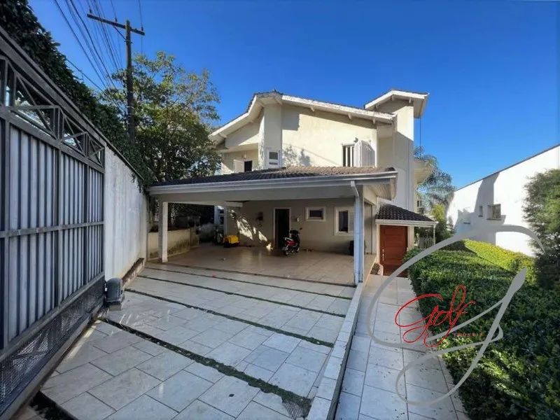 Linda Casa integrada 80% mobiliada em Cotia/SP com 4 Suítes, Piscina e 5 Vagas de Garagem, - Foto 4