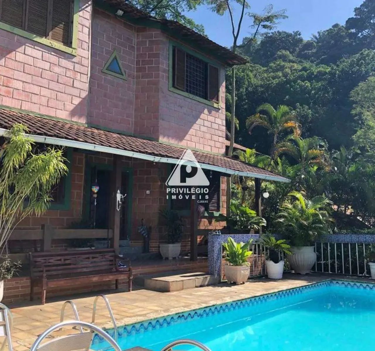 Casa Triplex em Cosme Velho