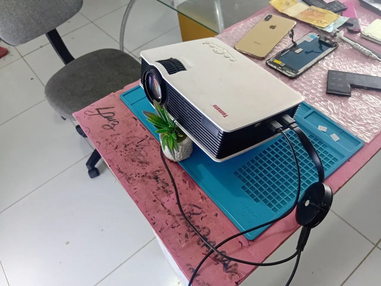 PROJETOR TOMATE COM CROMECAST64396663749378124