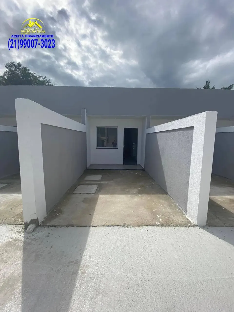 Casas 1quarto entrada individual, garagem,pronta para morar