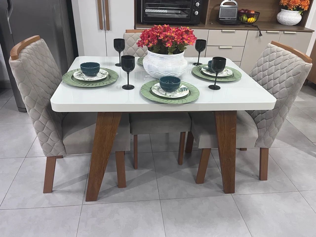 *MESA FIRENZE* *?4 CADEIRAS AQUILA ?*  *MESA* ?120X80 ?TAMPO EM VIDRO 