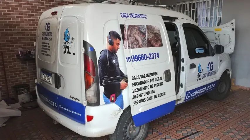 Envelopamento Automotivo, Gráfica e Adesivos - Foto 3