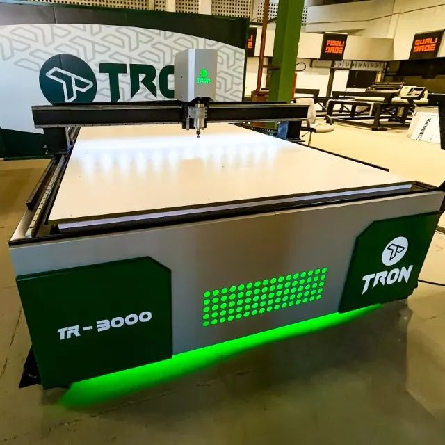Router CNC TR-3000 Usina Chapa Inteira  MDF 