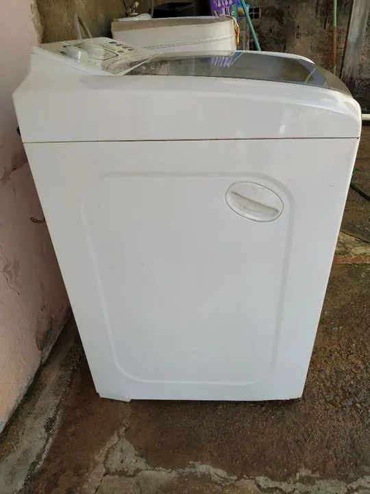 Máquina de Lavar Roupa Eletrolux  com defeito  - Foto 3