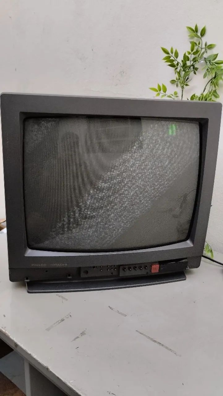 TV Philco Hitachi 14 polegadas