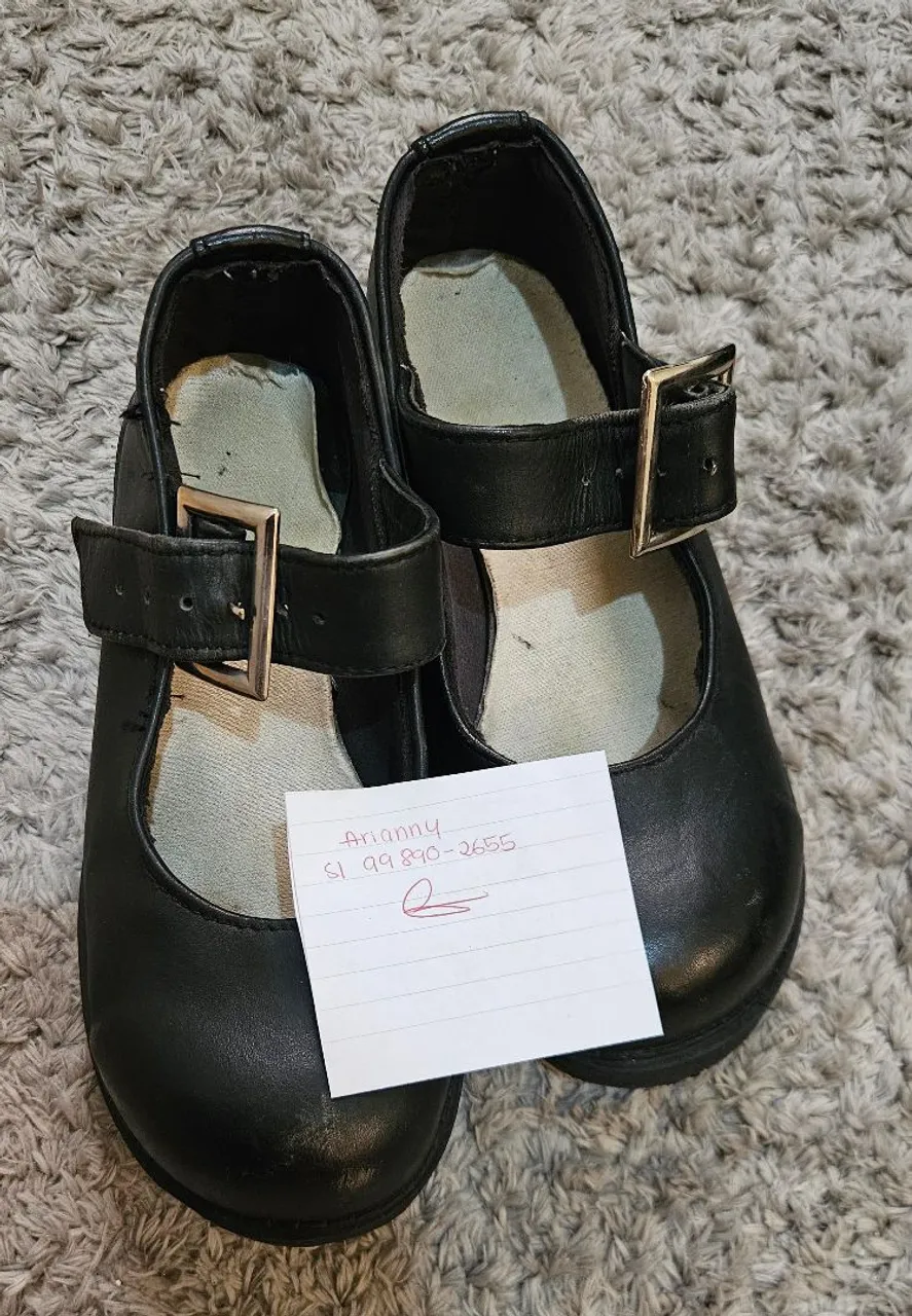 Sapatos Mary Jane Preto