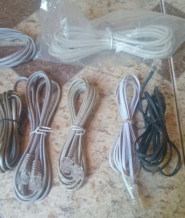 11 Cabos telefônicos - diversos modelos - novos