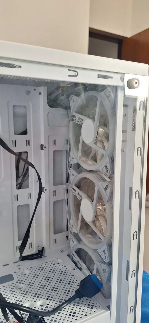 Gabinete PC branco - Foto 2