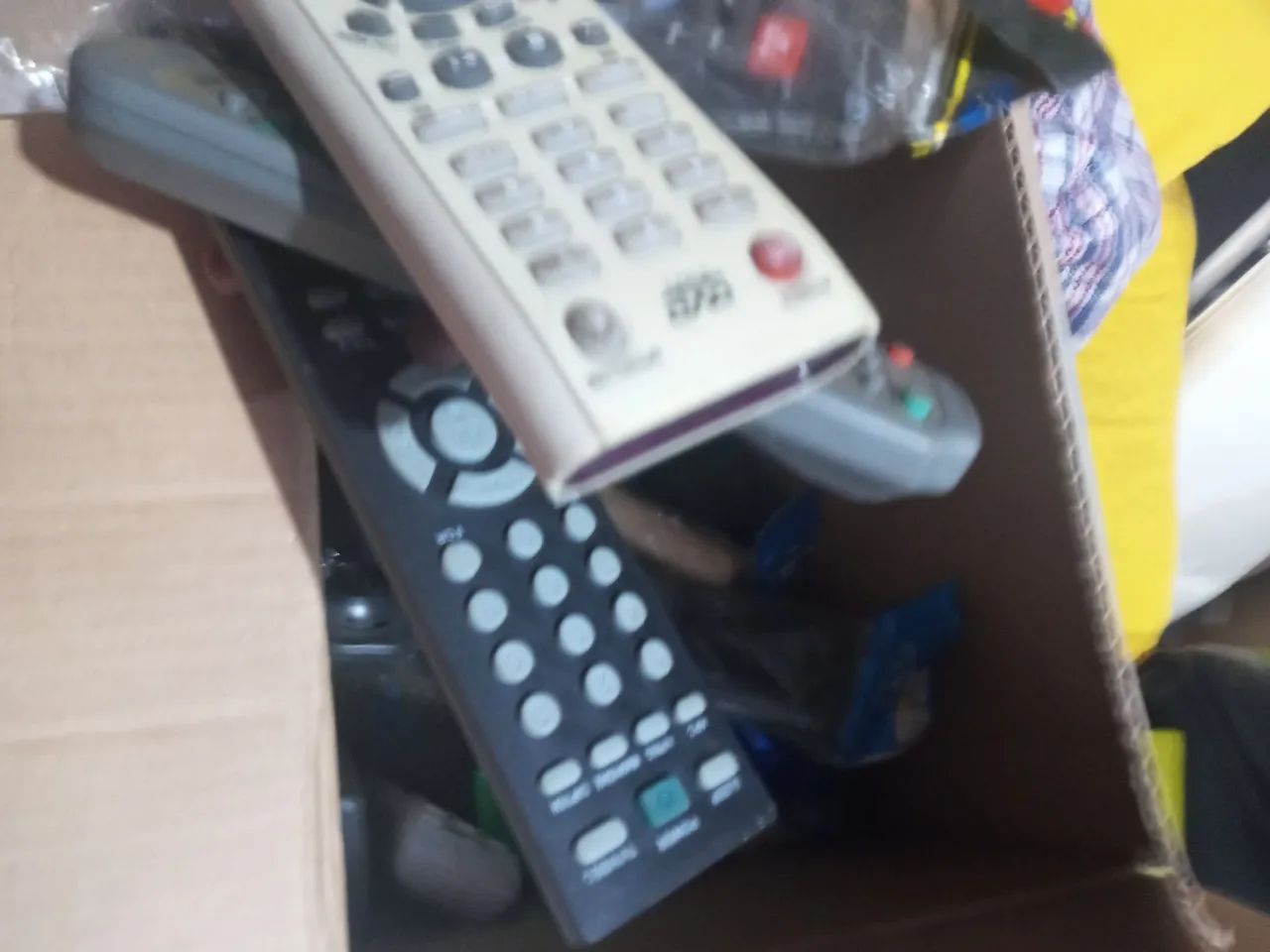 Lote com milhares de controles