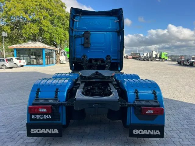Caminhão Scania R 450 6x2 ano 2022/2023 Azul Teto Alto R450  - Foto 6