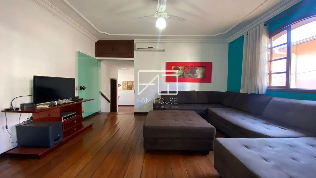 Casa à venda em Belo Horizonte - Santa Amélia