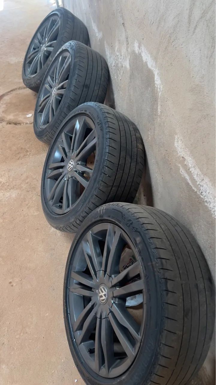 Vendo jogo de rodas aro 17 - furação 5x112 (modelo Golf TSI) - Foto 4