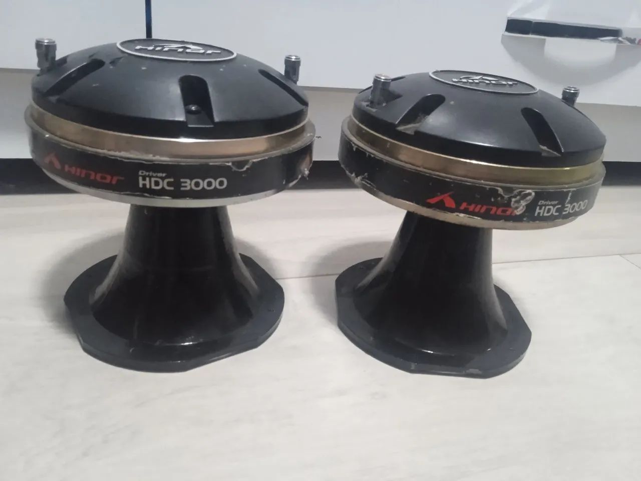 Par de Drivers HDC 3000 da Hifonics