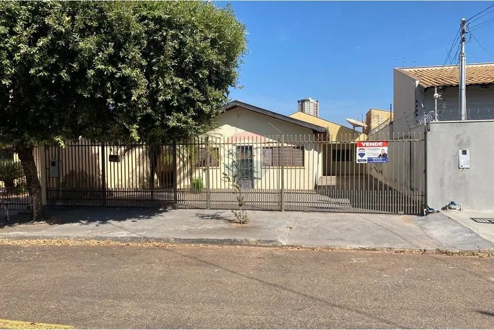 VENDO CASA NO RESIDENCIAL SÃO JOSÉ, PRÓXIMO AO SHOPPING: