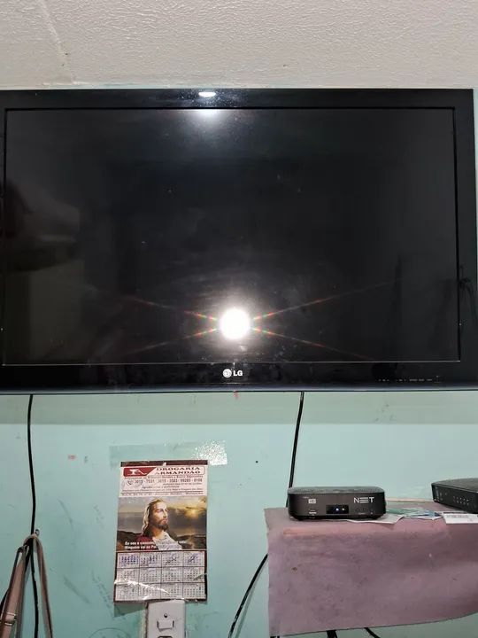 Vendo tv 42 polegadas,nao é smart - Foto 2