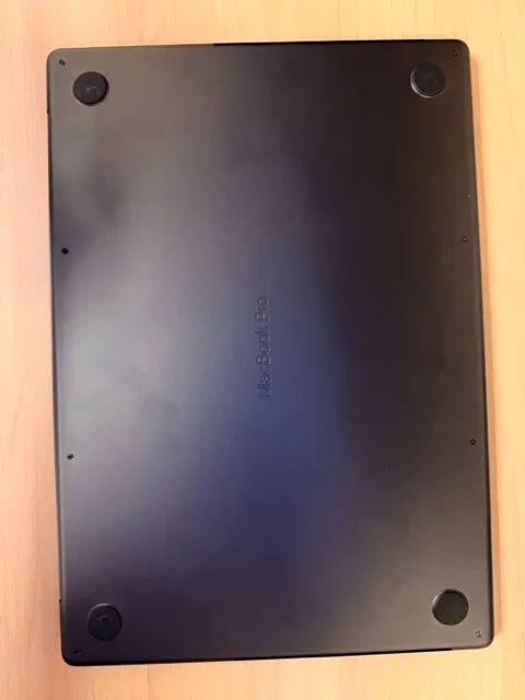 Macbook Pro 16" Polegadas Chip M4 Pro Memoria 24gb 512gb - Foto 3
