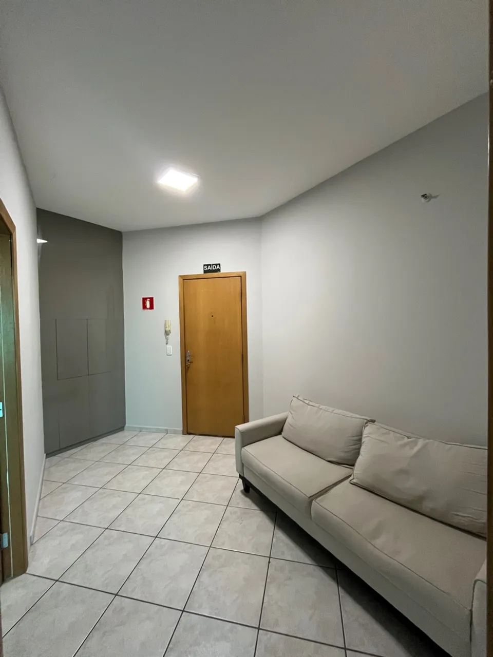 Sala comercial com recepção para locação - Excelente localização