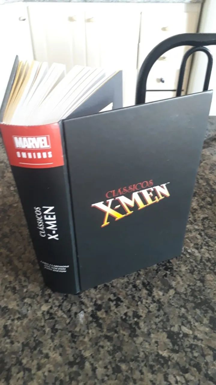 X-Men - Omnibus - Clássicos Marvel - Foto 4