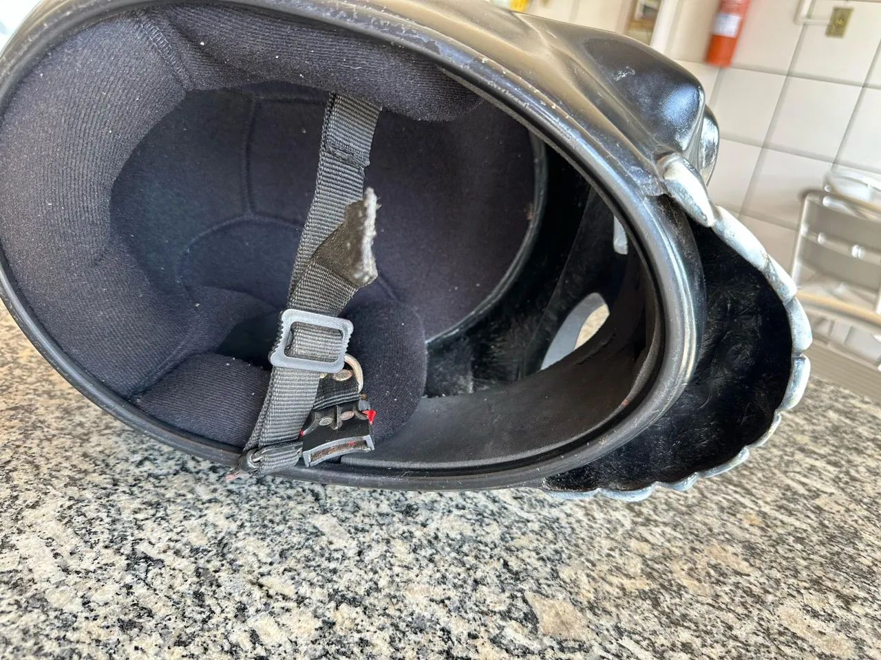 Capacete em forma de caveira - Foto 5