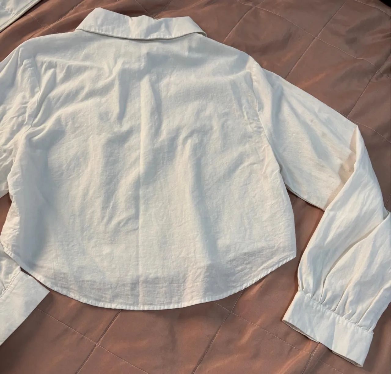 Camisa cropped off white - Foto 2