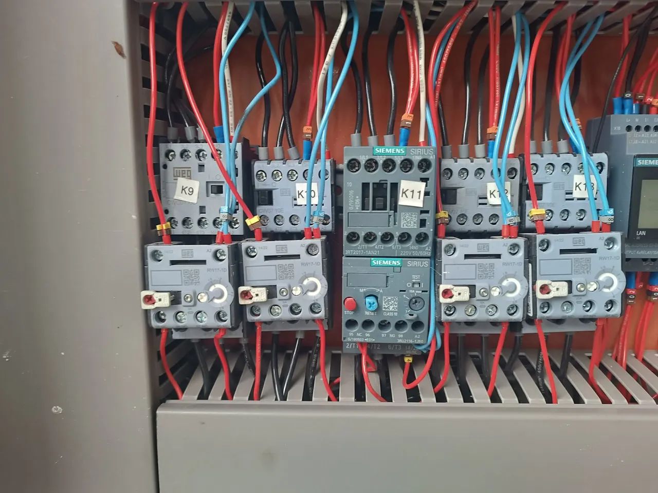 Manutenção e projetos elétricos  - Foto 6