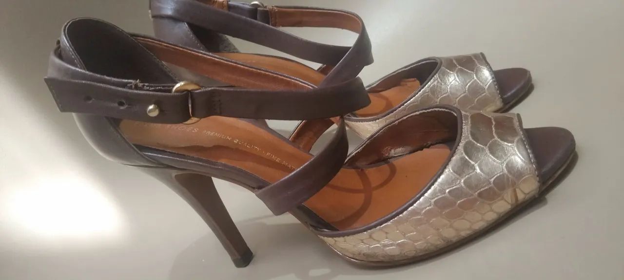 Sandália Ellus n° 34 - Foto 2