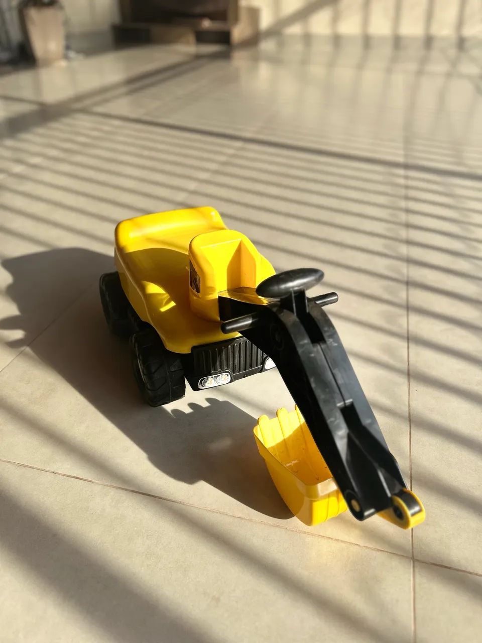 Trator Escavadeira - Foto 4