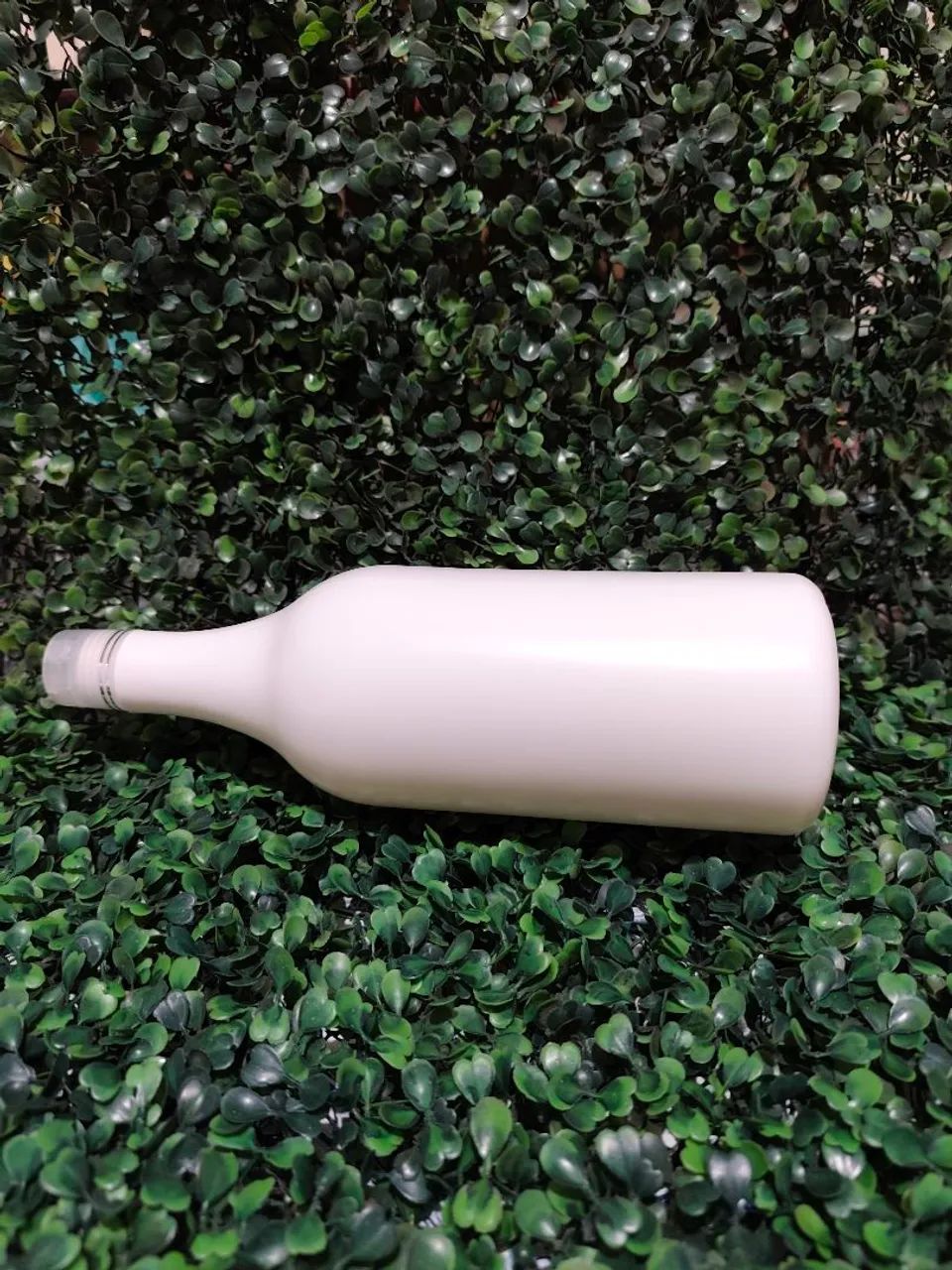 Lote com 10 Garrafas Plásticas Brancas - 500ml | Tampa Friso em PEAD<br> - Foto 4