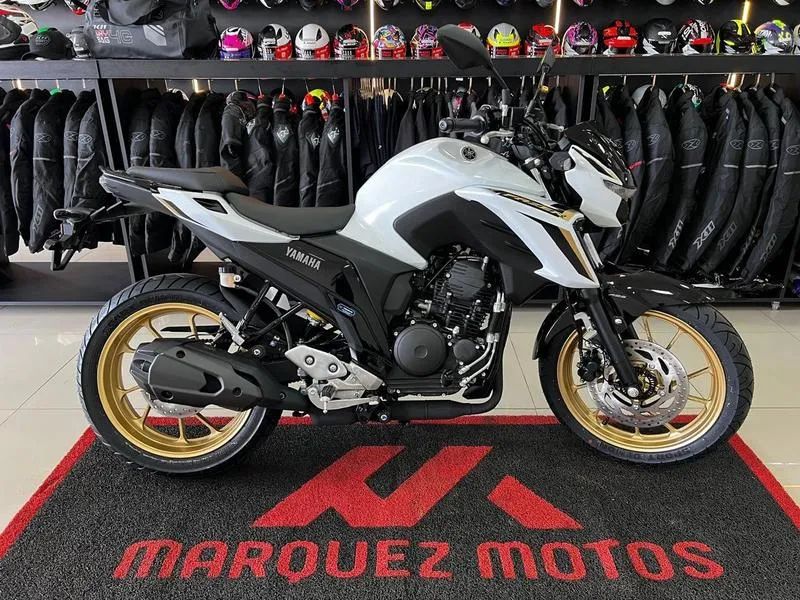 YAMAHA FZ25 FAZER 2025