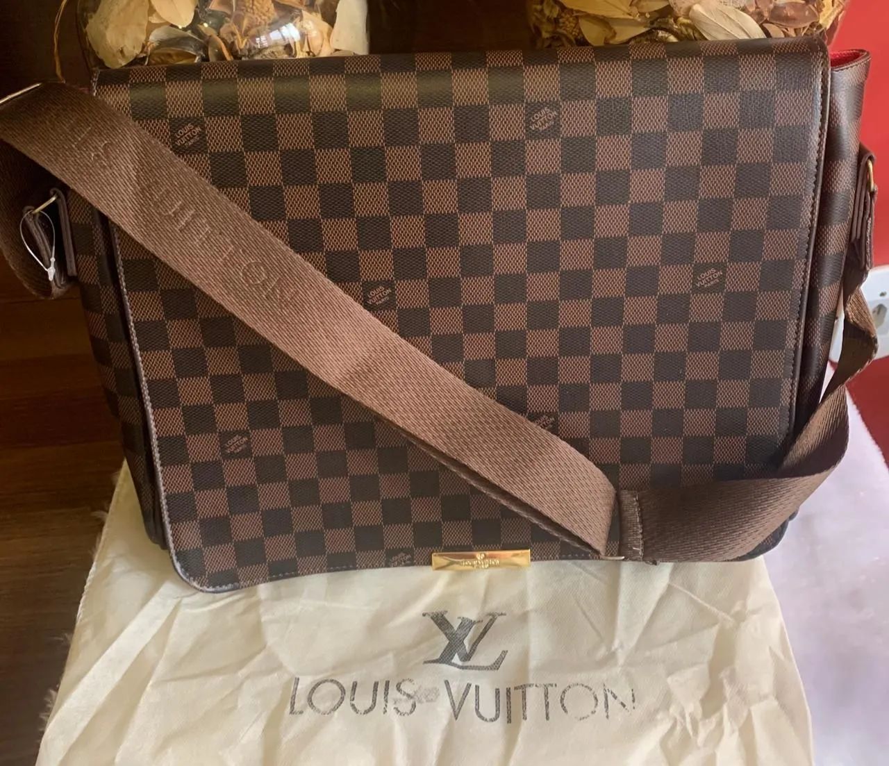 Bolsa carteiro Louis vuitton