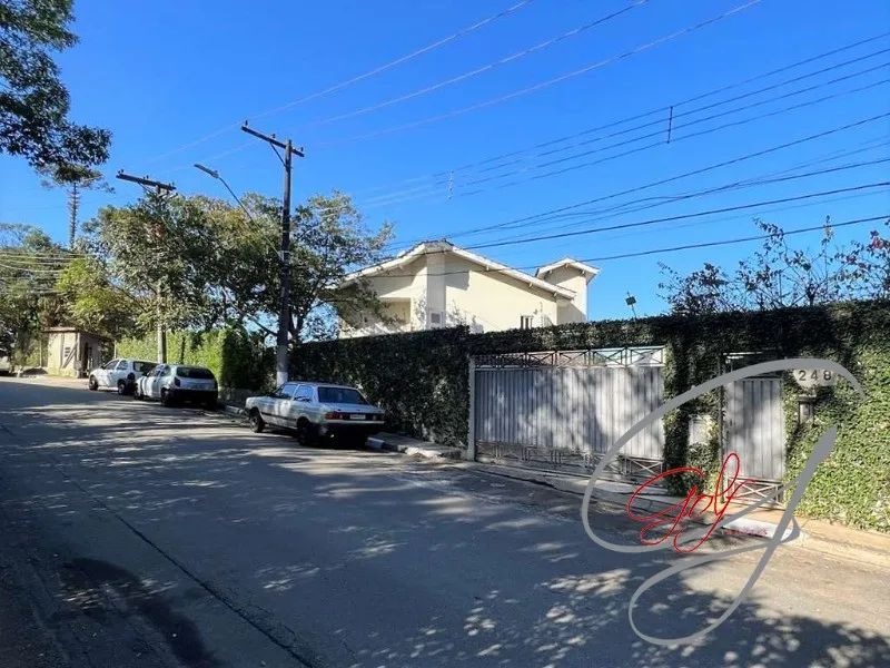 Linda Casa integrada 80% mobiliada em Cotia/SP com 4 Suítes, Piscina e 5 Vagas de Garagem, - Foto 3
