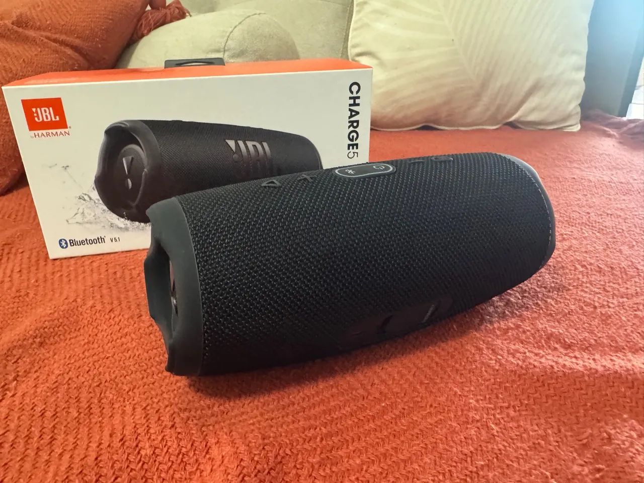 JBL Charge 5 novo com caixa 2 meses de uso - Foto 2