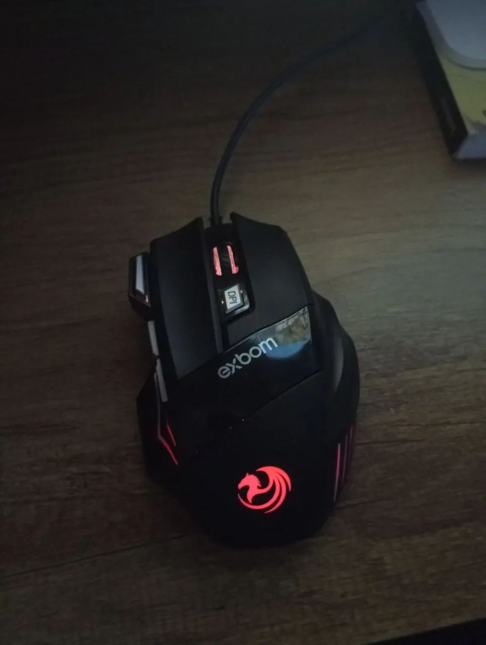 Mouse Gamer Exbom com iluminação RGB
