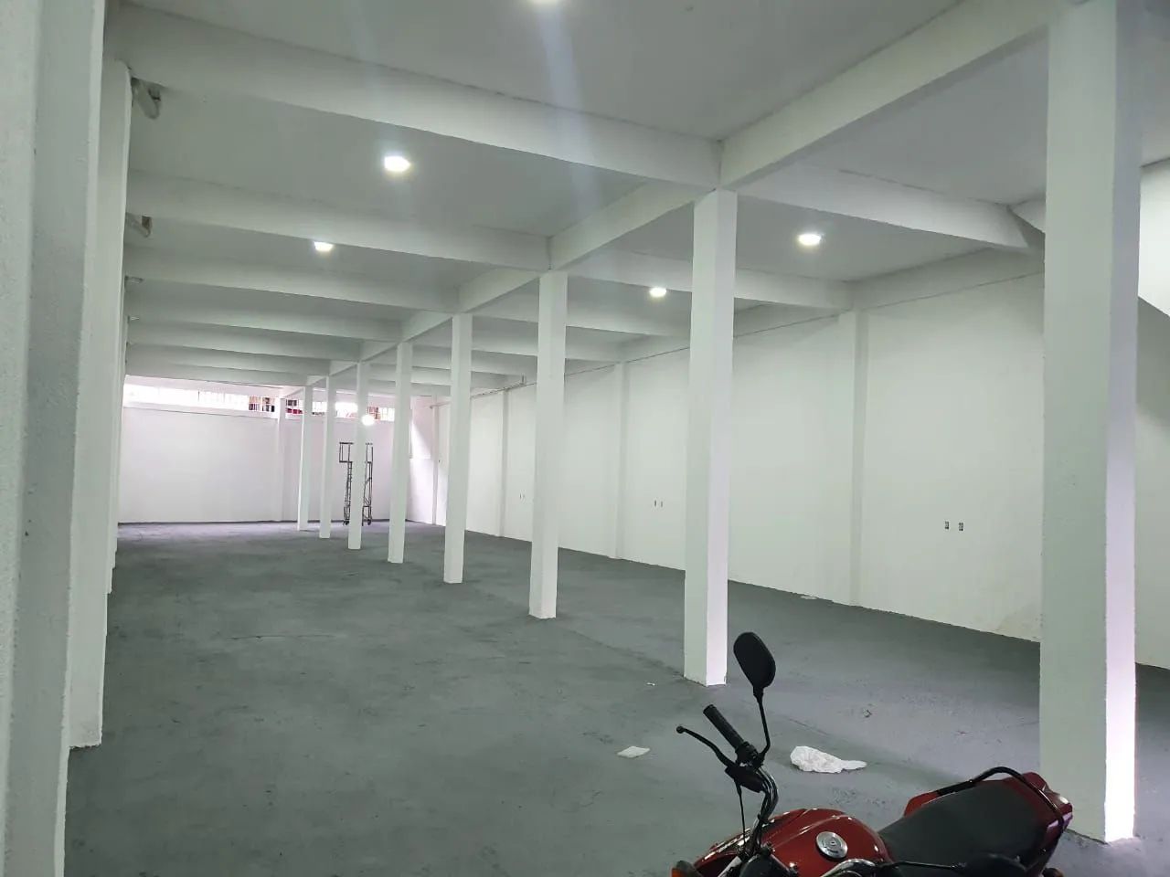Vendo Galpão com 8 apartamentos - Foto 3