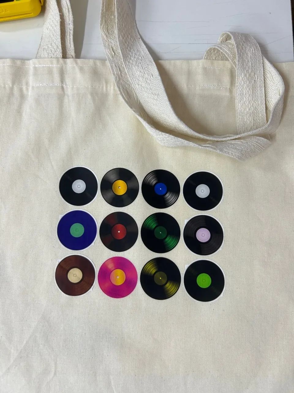Ecobag estampa de vinil colorido 