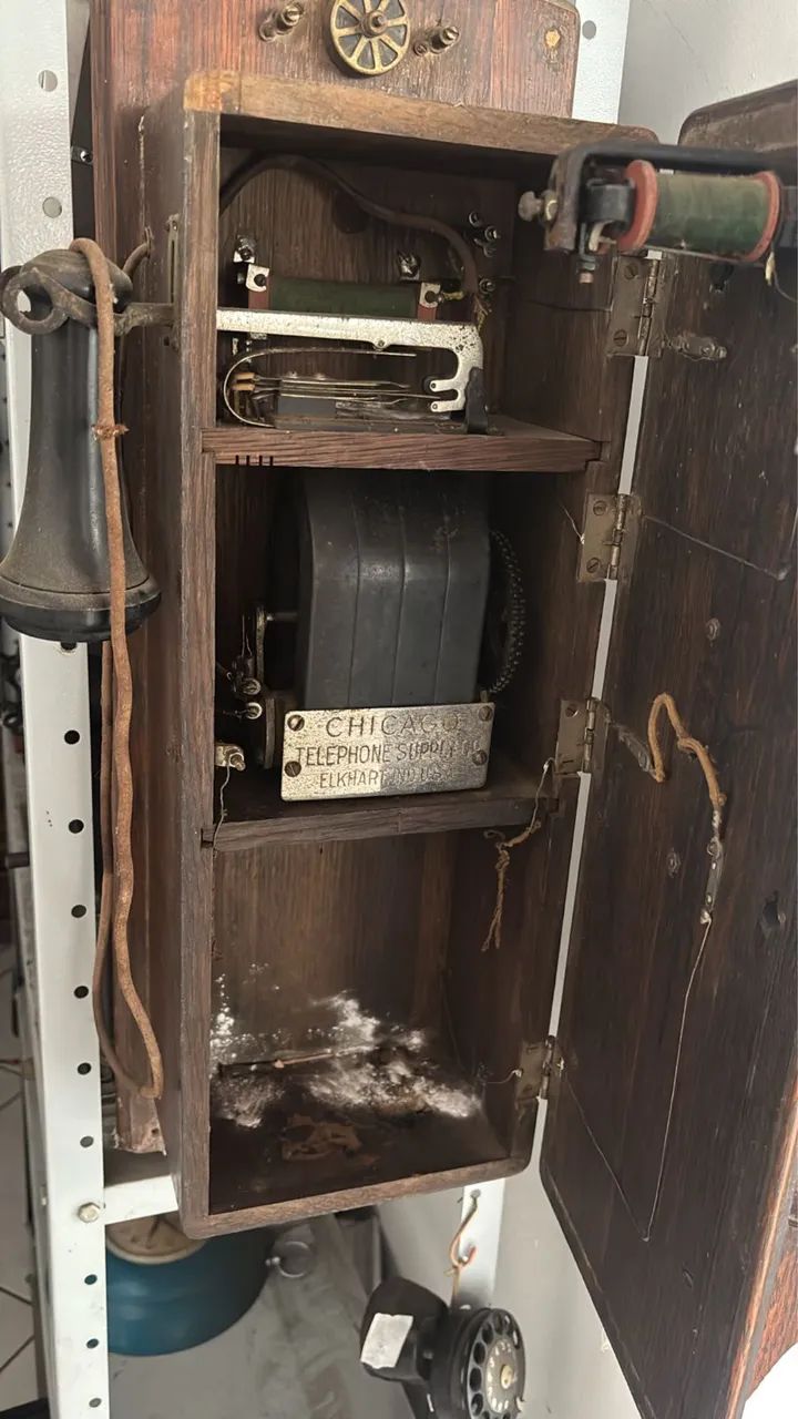 Telefone de parede antigo  - Foto 2