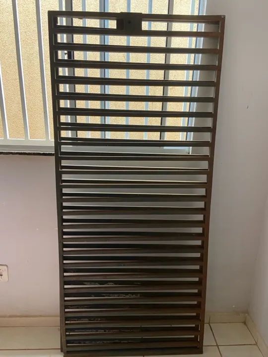 VENDO GRADE DE FERRO PARA LOJAS 