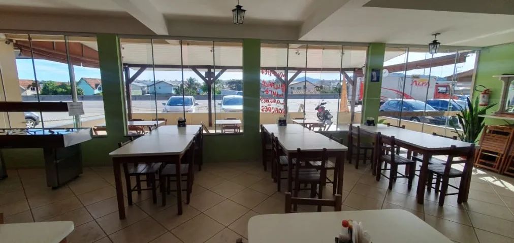 Vende-se Ponto de lanchonete e Restaurante