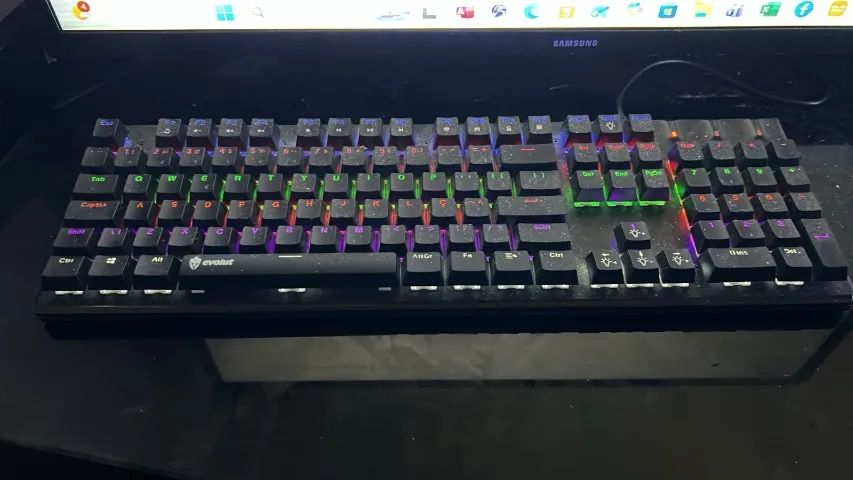 Pc completo com TV de 32 Ryzen 5 5600GT - Foto 3