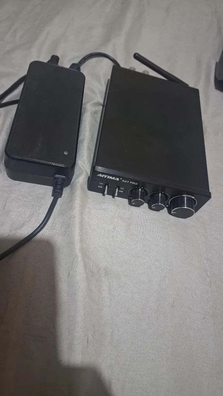 Amp estéreo Aiyima A07 Pro - Equipamentos e Acessórios de Som