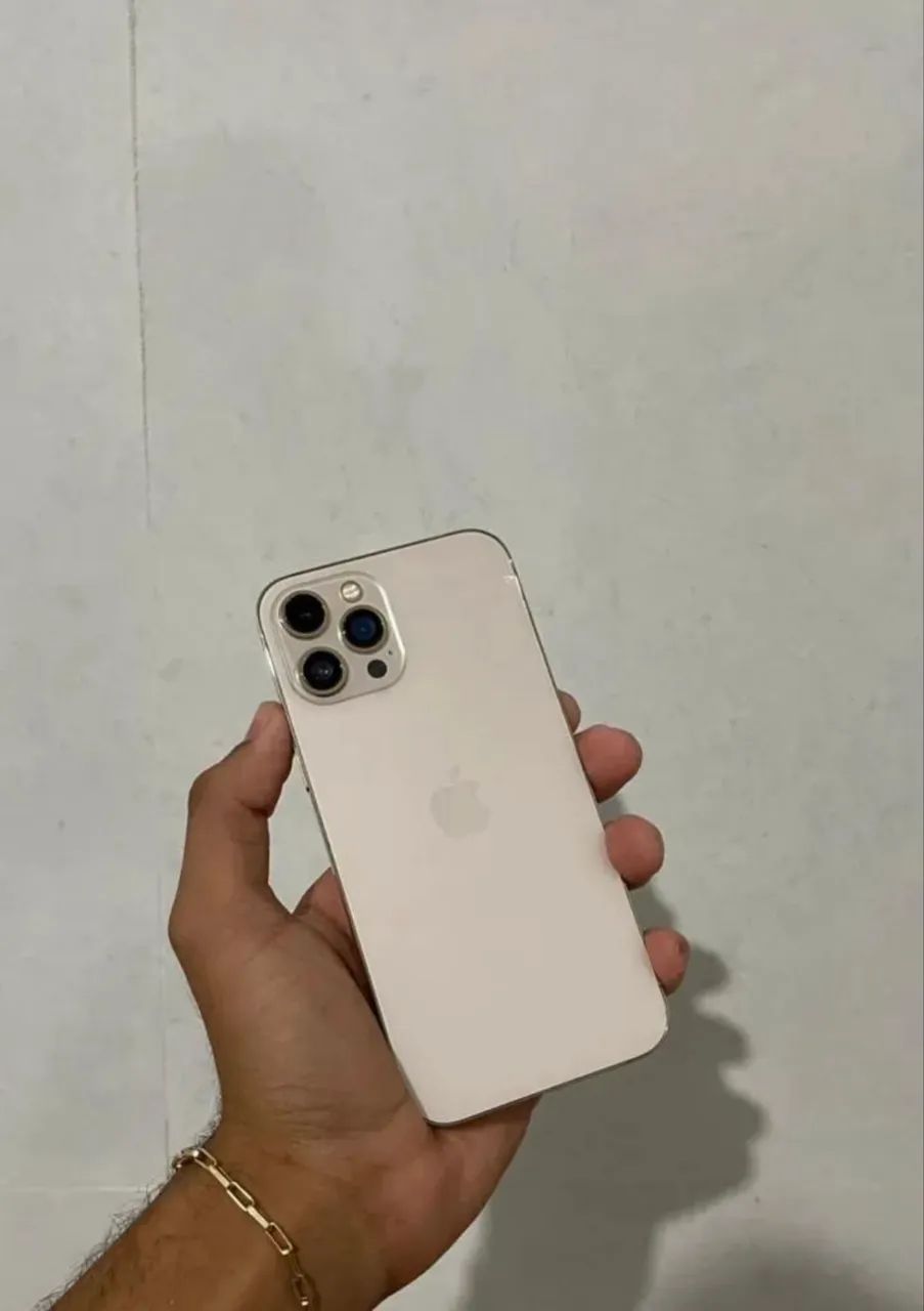 iPhone 12 Pro Max Dourado ! - Foto 4